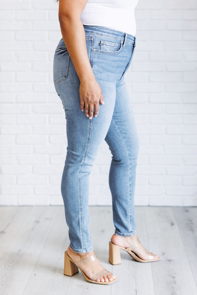 JUDY BLUE Justine High Rise Control Top Contrast Wash Skinny Jeans