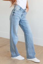 JUDY BLUE Mildred High Rise V Front Waistband Straight Jeans