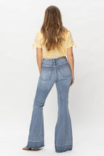 JUDY BLUE Tummy Control Release Hem Flares