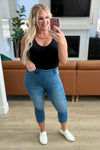 JUDY BLUE Emily High Rise Cool Denim Pull On Capri Jeans