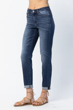 JUDY BLUE Mid-Rise Non Distressed Slim Fit in Dark Blue